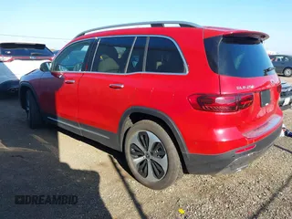 2025 Mercedes-Benz GLB 250 z VIN W1N4M4HB9SW392147, wystawiony jako IAAI lot #41326128 z przebiegiem 2053 mil mil oraz . Historia ofert i sprzedaży dostępna na DreamBid. Obrazek 3.