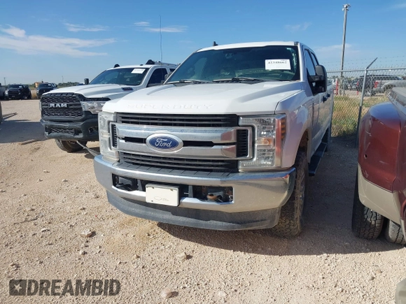 2019 Ford F-250 XL with VIN 1FT7W2B60KEE58704, listed as a IAAI auction lot 42348662 with 160,457 mi miles and . Bid and sale history available at DreamBid. Image 17.