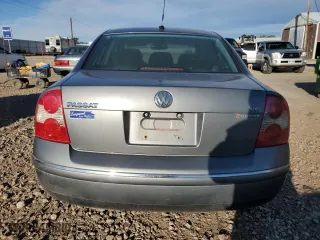 2004 Volkswagen Passat Sedan GLX with VIN WVWTH63B04P149544, listed as a Copart auction lot 78011744 with 182,040 mi miles and Clean Title. Bid and sale history available at carsss.com. Image 6.