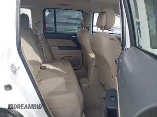 2014 Jeep Patriot Latitude with VIN 1C4NJRFB0ED778170, listed as a IAAI auction lot 41870418 with 54,624 mi miles. Bid and sale history available at carsss.com. Image 8.