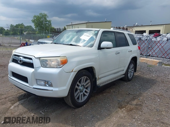 2011 Toyota 4Runner Trail с VIN JTEBU5JRXB5033547, выставлен на аукционе IAAI как лот 42576807 с пробегом 233 681 миль миль и . История ставок и продаж доступна на DreamBid. Изображение 17.