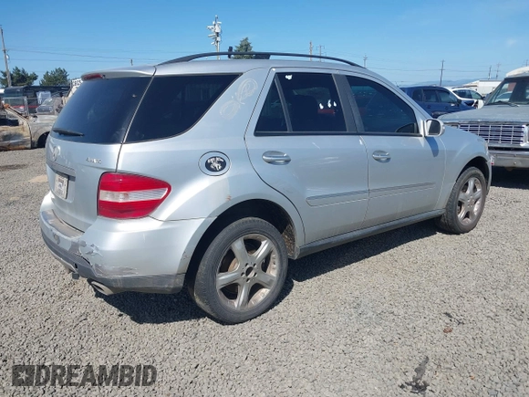 2008 Mercedes-Benz M 350 с VIN 4JGBB86E78A358475, выставлен на аукционе IAAI как лот 42398221 с пробегом 197 148 миль миль и . История ставок и продаж доступна на DreamBid. Изображение 4.