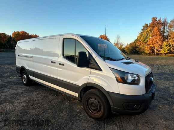 2021 Ford Transit Cargo with VIN 1FTYE1Y89MKA07866, listed as a Copart auction lot 77548374 with 149,836 mi miles and Clean Title. Bid and sale history available at carsss.com. Image 4.