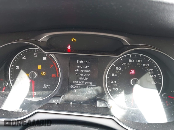 2014 Audi A4 Premium Plus with VIN WAUFFAFL5EN003791, listed as a IAAI auction lot 41481960 with 95,208 mi miles. Bid and sale history available at carsss.com. Image 7.