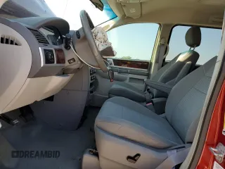 2009 Chrysler Town & Country Touring with VIN 2A8HR54159R673774, listed as a Copart auction lot 49235205 with 90,211 mi miles and Salvage Title. Bid and sale history available at DreamBid. Image 7.