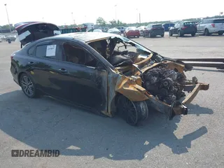 2023 Kia Forte GT-Line z VIN 3KPF54AD5PE546752, wystawiony jako IAAI lot #41858097 z przebiegiem Nie podano mil oraz . Historia ofert i sprzedaży dostępna na DreamBid. Obrazek 1.