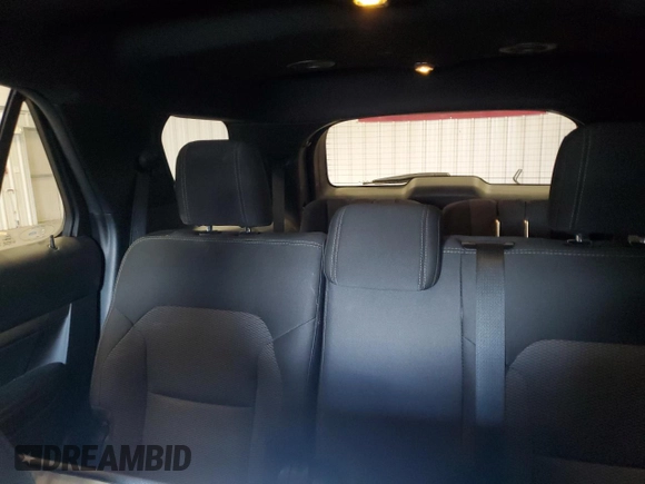 2018 Ford Explorer XLT z VIN 1FM5K7DH3JGA89737, wystawiony jako Copart lot #63029545 z przebiegiem 176 518 mil mil oraz Czysty tytuł • Clean title. Historia ofert i sprzedaży dostępna na DreamBid. Obrazek 10.