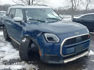 2025 MINI Countryman z VIN WMZ23GA05S7R48671, wystawiony jako IAAI lot #41544978 z przebiegiem 2451 mil mil oraz . Historia ofert i sprzedaży dostępna na DreamBid. Obrazek 1.