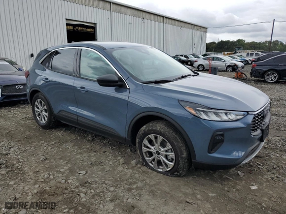 2024 Ford Escape Active with VIN 1FMCU9GN2RUA63156, listed as a Copart auction lot 74063164 with 700 mi miles and Salvage Title. Bid and sale history available at carsss.com. Image 4.