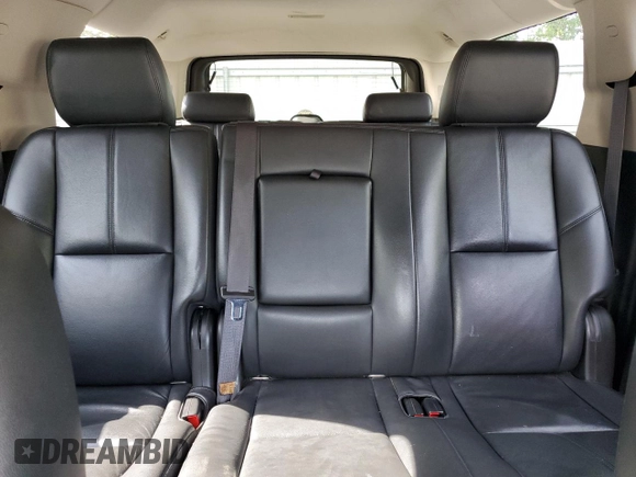 2013 Chevrolet Suburban LT with VIN 1GNSKJE78DR360611, listed as a Copart auction lot 61402685 with 170,864 mi miles and Salvage title. Bid and sale history available at DreamBid. Image 10.