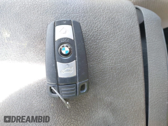 2009 BMW 3 Series 328i with VIN WBAWR335X9P461121, listed as a IAAI auction lot 42685056 with 144,589 mi miles and . Bid and sale history available at DreamBid. Image 11.