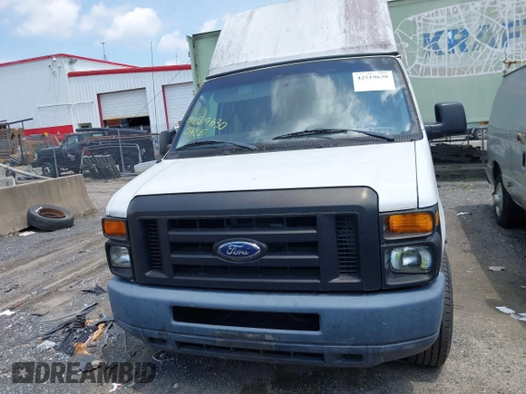 2011 Ford Econoline Passenger XL с VIN 1FBSS3BL2BDB39140, выставлен на аукционе IAAI как лот 42519630 с пробегом 115 095 миль миль и . История ставок и продаж доступна на DreamBid. Изображение 12.