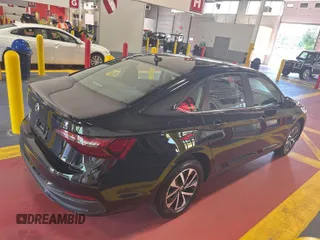 2024 Volkswagen Jetta S с VIN 3VW5M7BU2RM079505, выставлен на аукционе IAAI как лот 42808841 с пробегом 21 446 миль миль и . История ставок и продаж доступна на DreamBid. Изображение 9.