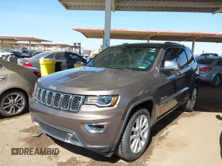 2017 Jeep Grand Cherokee Limited with VIN 1C4RJEBGXHC846920, listed as a IAAI auction lot 41718763 with 131,757 mi miles. Bid and sale history available at carsss.com. Image 15.