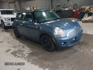 2009 MINI Hardtop with VIN WMWMF33569TU73595, listed as a IAAI auction lot 42229008 with 131,793 mi miles and . Bid and sale history available at DreamBid. Image 1.