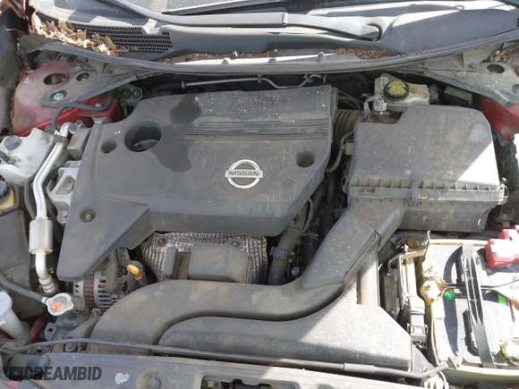 2015 Nissan Altima 2.5 with VIN 1N4AL3AP2FC179390, listed as a IAAI auction lot 41833729 with 191,760 mi miles. Bid and sale history available at carsss.com. Image 10.