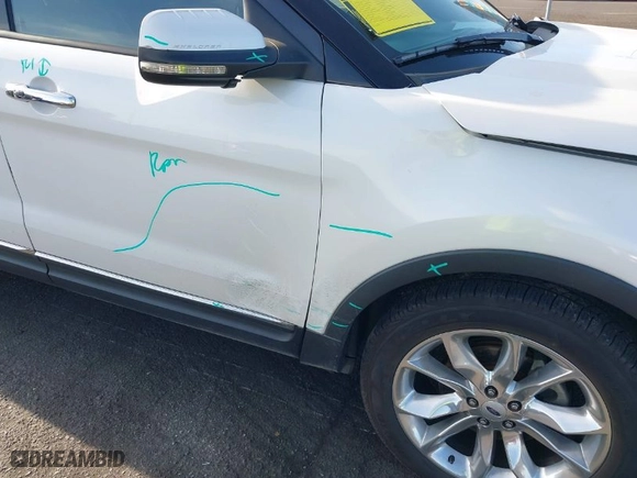 2012 Ford Explorer Limited with VIN 1FMHK8F89CGA36706, listed as a IAAI auction lot 41980186 with 87,110 mi miles. Bid and sale history available at carsss.com. Image 18.