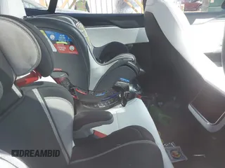 2023 Tesla Model S Plaid с VIN 5YJSA1E61PF525637, выставлен на аукционе IAAI как лот 42045459 с пробегом Не указан миль и . История ставок и продаж доступна на DreamBid. Изображение 8.