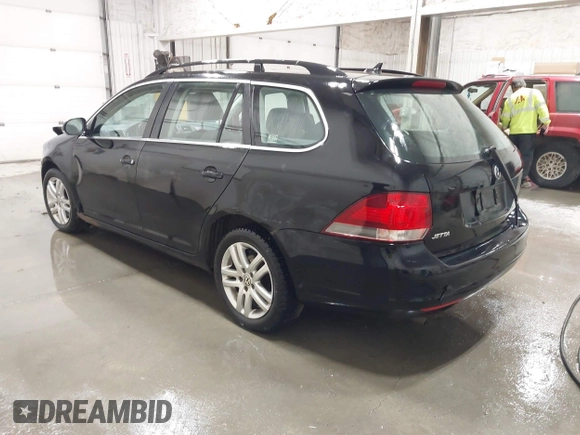 2011 Volkswagen Jetta SportWagen TDI with VIN 3VWPL7AJ8BM676246, listed as a IAAI auction lot 41831636 with 119,638 mi miles. Bid and sale history available at carsss.com. Image 3.