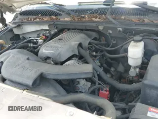 2002 Chevrolet Suburban Z71 с VIN 3GNFK16Z62G176637, выставлен на аукционе IAAI как лот 42539481 с пробегом 315 174 миль миль и . История ставок и продаж доступна на DreamBid. Изображение 12.