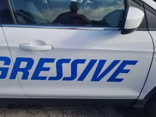 2017 Ford Escape SE z VIN 1FMCU0GD4HUC98854, wystawiony jako IAAI lot #42558269 z przebiegiem 62 975 mil mil oraz . Historia ofert i sprzedaży dostępna na DreamBid. Obrazek 24.
