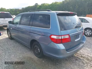 2007 Honda Odyssey EX with VIN 5FNRL38457B037239, listed as a IAAI auction lot 42034219 with 291,885 mi miles. Bid and sale history available at carsss.com. Image 3.