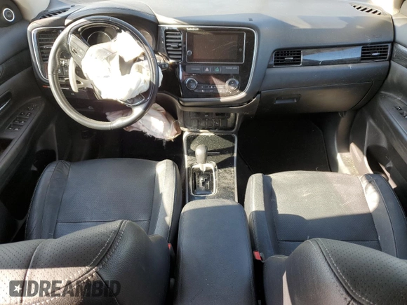 2017 Mitsubishi Outlander GT with VIN JA4JZ4AX2HZ070260, listed as a Copart auction lot 52376015 with 55,405 mi miles and Salvage title. Bid and sale history available at DreamBid. Image 8.