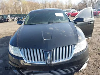 2010 Lincoln MKS with VIN 1LNHL9ER7AG614750, listed as a IAAI auction lot 41999684 with 190,000 mi miles. Bid and sale history available at carsss.com. Image 6.