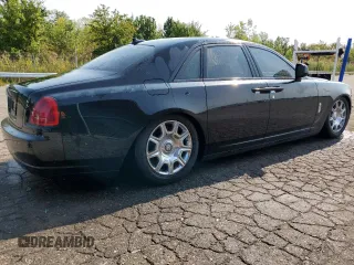 2010 Rolls-Royce Ghost z VIN SCA664S54AUX49006, wystawiony jako Copart lot #71230504 z przebiegiem Nie podano mil oraz Tytuł czysty. Historia ofert i sprzedaży dostępna na DreamBid. Obrazek 4.