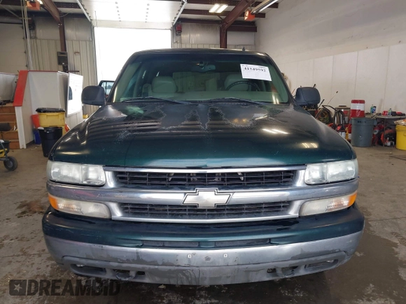 2002 Chevrolet Suburban LS with VIN 1GNFK16Z72J263641, listed as a IAAI auction lot 41549592 with 1 mi miles. Bid and sale history available at carsss.com. Image 12.