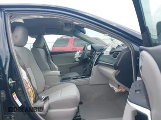2016 Toyota Camry XLE with VIN 4T4BF1FK6GR546618, listed as a IAAI auction lot 41948177 with 173,083 mi miles. Bid and sale history available at carsss.com. Image 5.