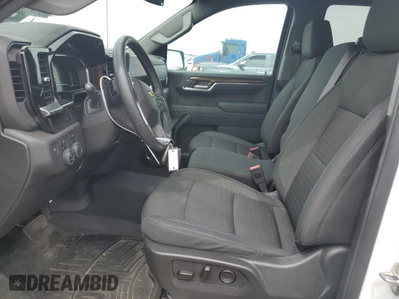 2024 Chevrolet Silverado 1500 LT with VIN 1GCRDDED0RZ176828, listed as a Copart auction lot 68931224 with 11,070 mi miles and Salvage Title. Bid and sale history available at DreamBid. Image 7.