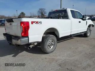 2022 Ford F-250 XL with VIN 1FT7X2B66NED45535, listed as a IAAI auction lot 41686771 with 26,221 mi miles and . Bid and sale history available at DreamBid. Image 4.