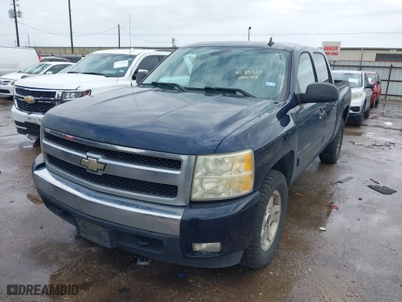 2008 Chevrolet Silverado 1500 LT w/1LT with VIN 3GCEK13J18G281131, listed as a IAAI auction lot 41715224 with 193,458 mi miles. Bid and sale history available at carsss.com. Image 17.
