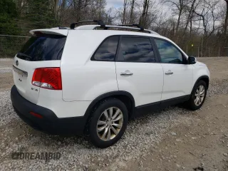 2011 Kia Sorento EX with VIN 5XYKU4A20BG178847, listed as a Copart auction lot 53470775 with 182,288 mi miles and Clean Title. Bid and sale history available at carsss.com. Image 3.