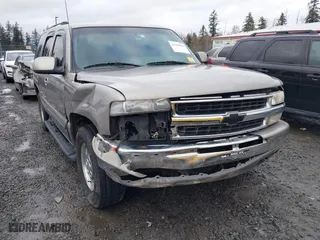 2001 Chevrolet Tahoe LS with VIN 1GNEK13TX1J213942, listed as a IAAI auction lot 41568563 with 130,647 mi miles. Bid and sale history available at carsss.com. Image 6.