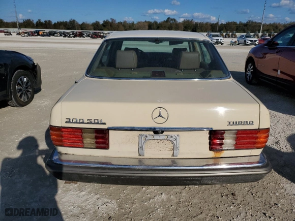 1987 Mercedes-Benz 300 Series 300SDL with VIN WDBCB25D5HA307716, listed as a Copart auction lot 78031434 with 171,059 mi miles and Salvage Title. Bid and sale history available at carsss.com. Image 6.