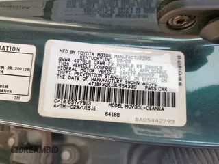 2003 Toyota Camry LE z VIN 4T1BF32K13U554339, wystawiony jako Copart lot #55972595 z przebiegiem 69 549 mil mil oraz Szkoda całkowita • Salvage title. Historia ofert i sprzedaży dostępna na DreamBid. Obrazek 12.