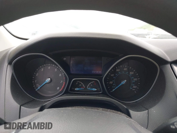 2013 Ford Focus SE with VIN 1FADP3F28DL348405, listed as a IAAI auction lot 42352749 with 252,134 mi miles and . Bid and sale history available at DreamBid. Image 7.