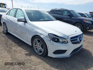 2014 Mercedes-Benz E-Class E 350 Sport with VIN WDDHF5KB6EA900342, listed as a IAAI auction lot 41697608 with 157,330 mi miles. Bid and sale history available at carsss.com. Image 1.