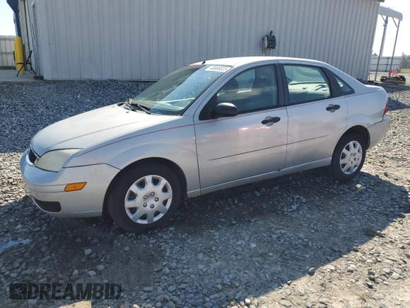 2005 Ford Focus S with VIN 1FAFP34N85W305866, listed as a Copart auction lot 46666825 with 191,576 mi miles and Salvage Title. Bid and sale history available at carsss.com. Image 1.