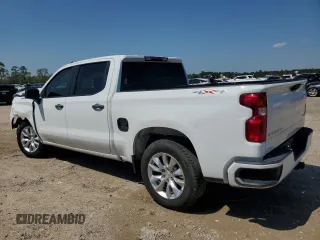 2022 Chevrolet Silverado 1500 Custom with VIN 1GCPDBEK4NZ522349, listed as a Copart auction lot 49416685 with 15,747 mi miles and Salvage Title. Bid and sale history available at carsss.com. Image 2.