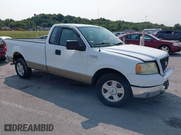 2004 Ford F-150 XL with VIN 1FTRF12W74NA51954, listed as a IAAI auction lot 40315384 with 78,880 mi miles. Bid and sale history available at carsss.com. Image 1.
