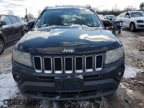 2014 Jeep Compass Latitude with VIN 1C4NJDEB2ED538655, listed as a Copart auction lot 44679255 with 138,426 mi miles and Clean Title. Bid and sale history available at carsss.com. Image 5.