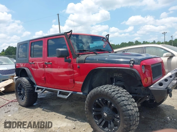 2007 Jeep Wrangler Unlimited X with VIN 1J4GA39107L187817, listed as a IAAI auction lot 42552732 with 149,702 mi miles and . Bid and sale history available at DreamBid. Image 13.