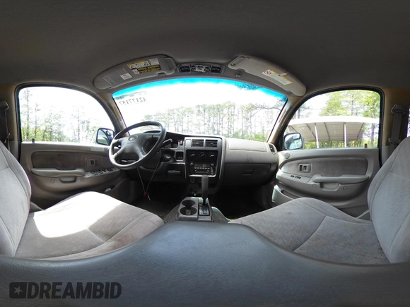 2002 Toyota Tacoma PreRunner с VIN 5TEGN92N02Z063860, выставлен на аукционе IAAI как лот 42177157 с пробегом 121 738 миль миль и . История ставок и продаж доступна на DreamBid. Изображение 19.