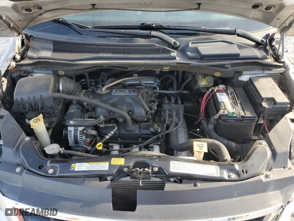 2010 Volkswagen Routan SE with VIN 2V4RW3D17AR184585, listed as a Copart auction lot 48215015 with 167,728 mi miles and Salvage Title. Bid and sale history available at carsss.com. Image 13.