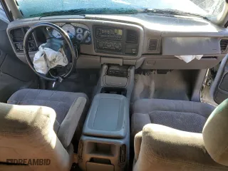 2000 Chevrolet Silverado 1500 LS with VIN 2GCEK19T9Y1280987, listed as a Copart auction lot 84742184 with 0 mi miles and Salvage Title. Bid and sale history available at carsss.com. Image 8.