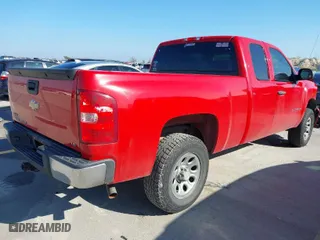 2008 Chevrolet Silverado 1500 Work Truck with VIN 1GCEC19C68Z257588, listed as a IAAI auction lot 41481097 with 194,145 mi miles. Bid and sale history available at carsss.com. Image 4.