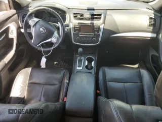 2016 Nissan Altima SV with VIN 1N4AL3AP5GC217020, listed as a Copart auction lot 52957115 with 136,694 mi miles and Salvage Title. Bid and sale history available at carsss.com. Image 8.
